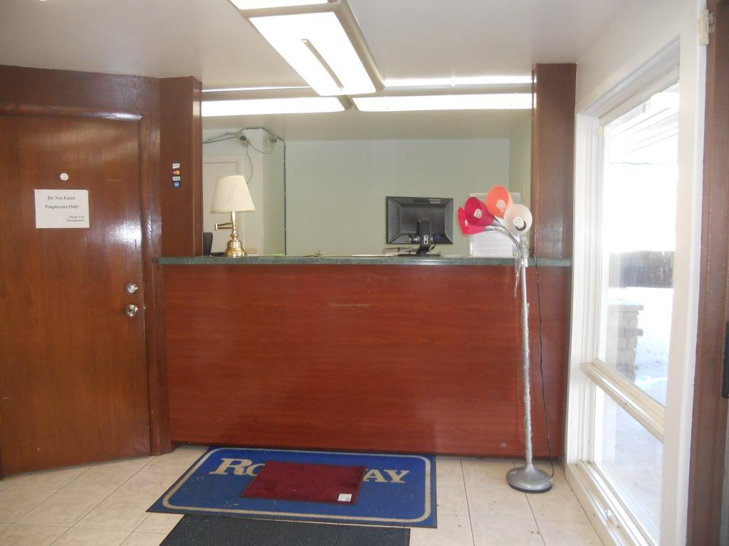 ויסקונסין ראפידס Rapids Inn & Suites מראה חיצוני תמונה