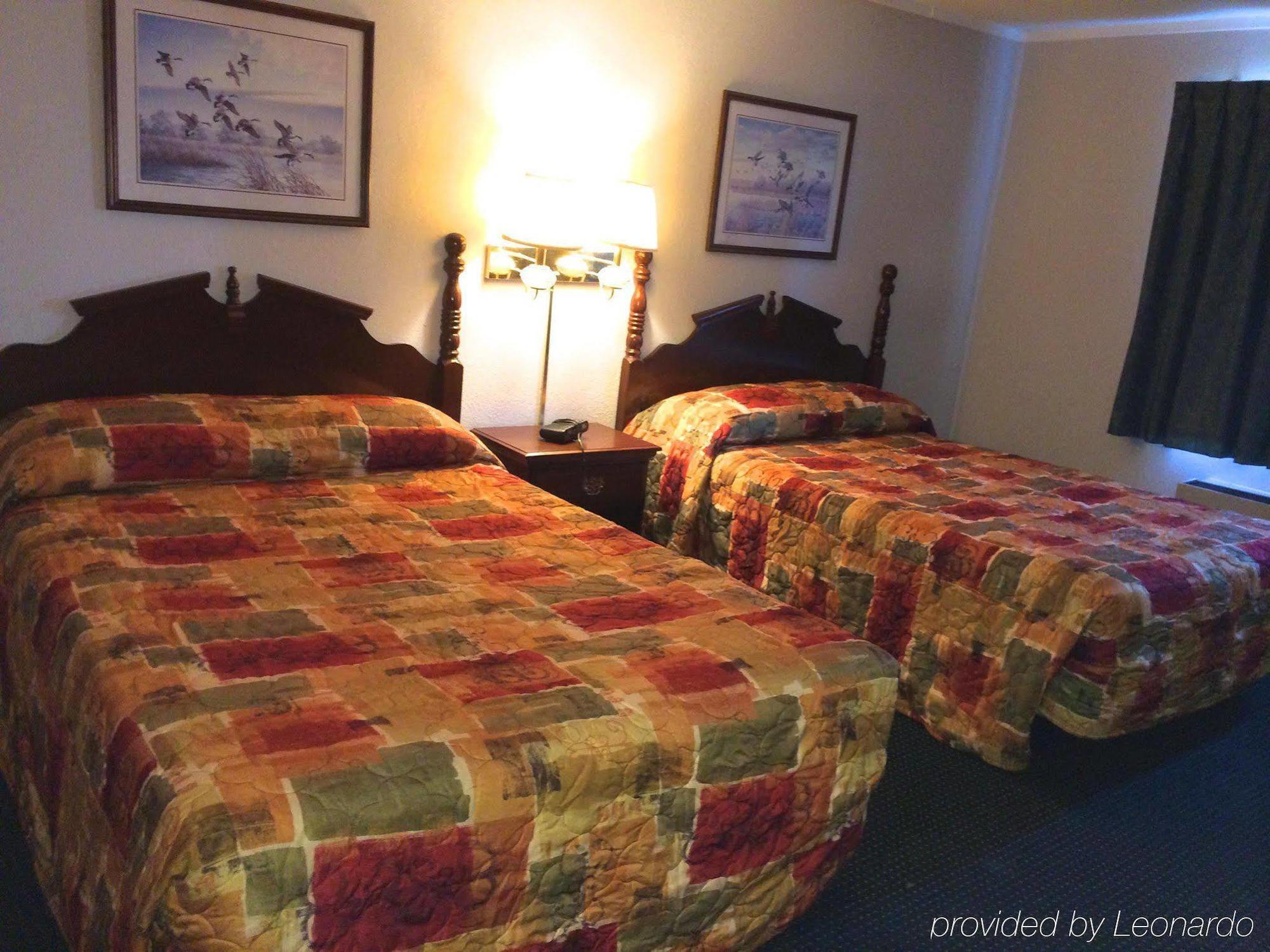 ויסקונסין ראפידס Rapids Inn & Suites מראה חיצוני תמונה
